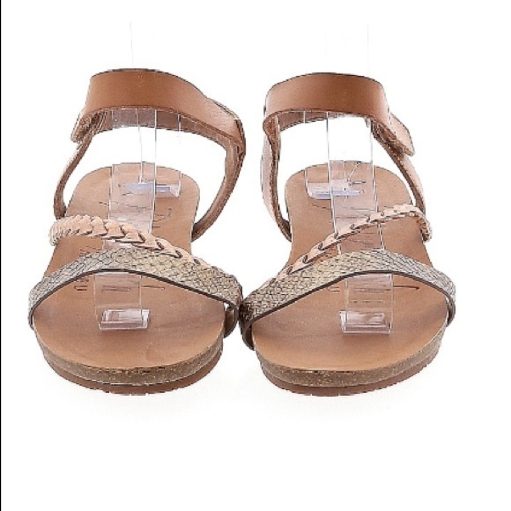 Blowfish Strappy Open Toe Gold & Tan Sandals | 6 - Picture 2 of 2